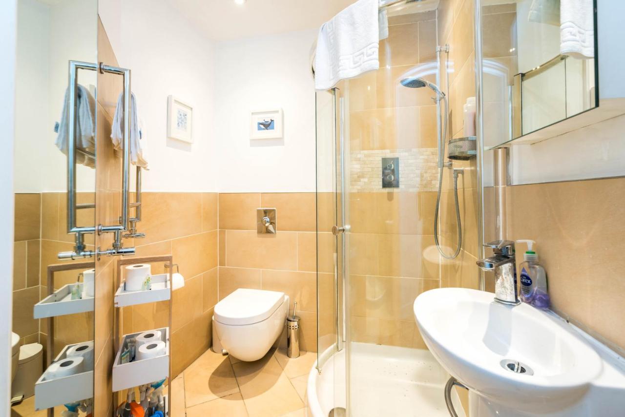 Spacious 2 Bedroom / Gloucester Road / Kensington ロンドン エクステリア 写真